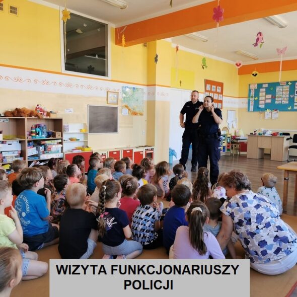 Wizyta funkcjonariuszy policji