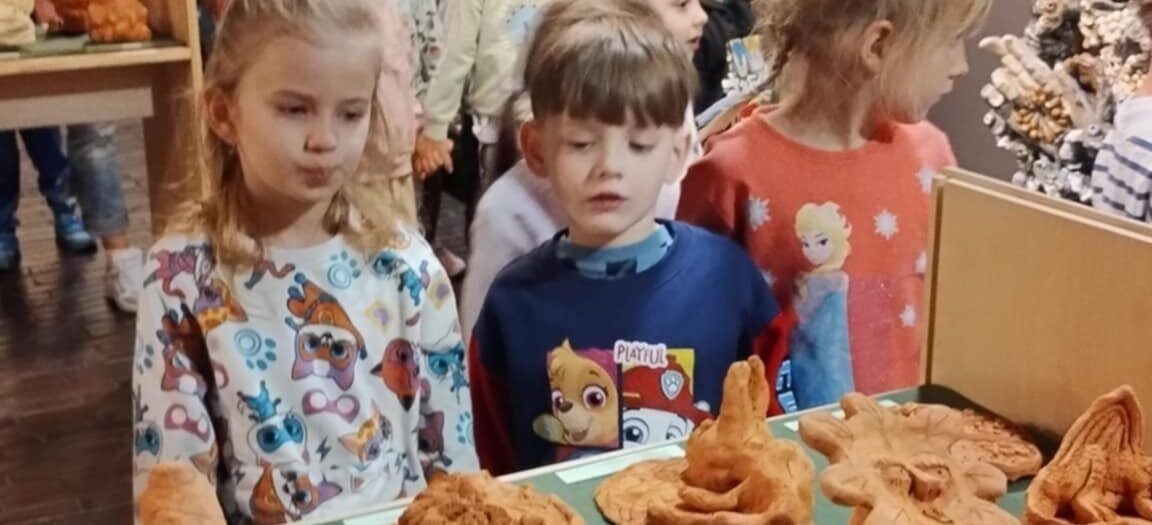 Wycieczka do muzeum - Jeżyki