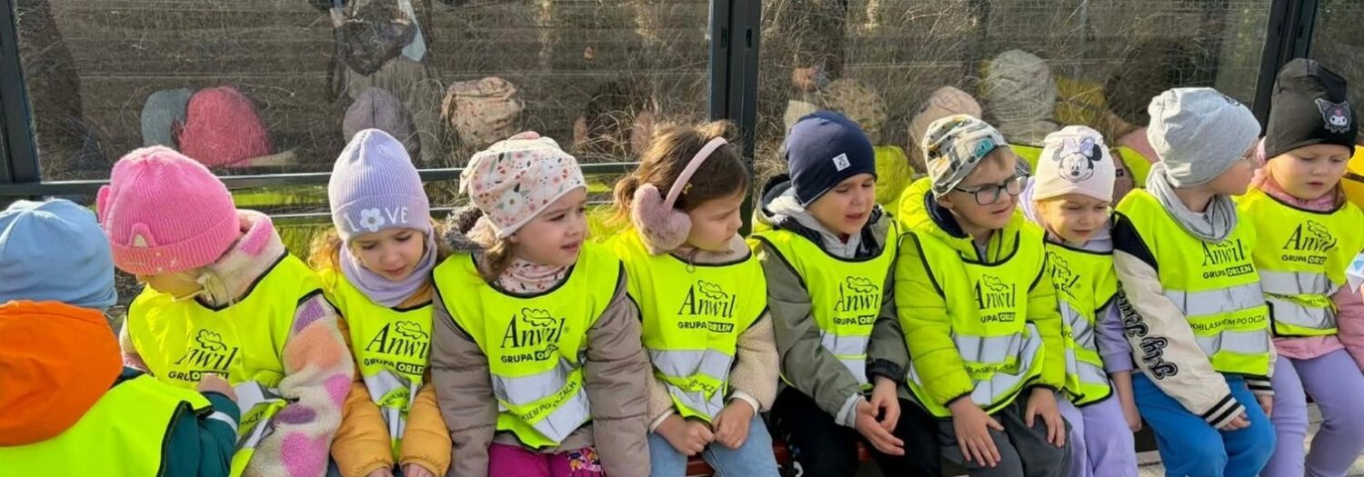 Wycieczka do teatru - Pszczółki